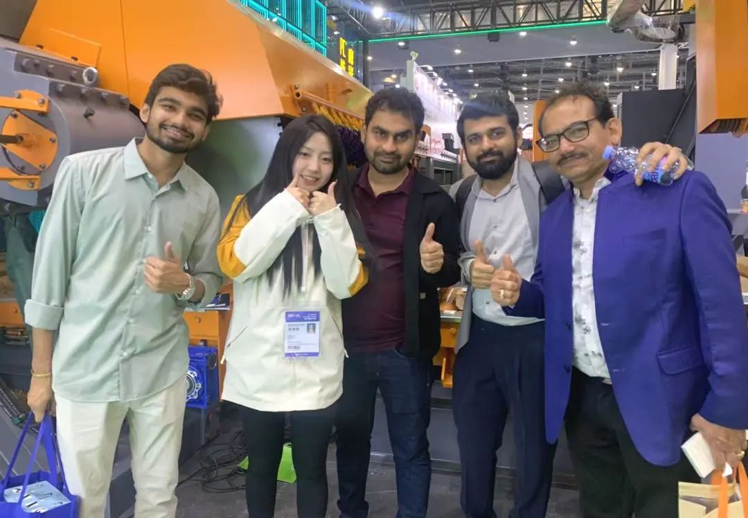 1744786511446321 1744786511446321